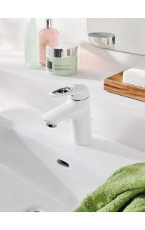 купить Смеситель для раковины Grohe Eurostyle 33558LS3 Белая луна в EV-SAN.RU